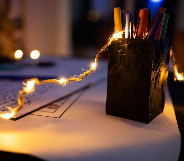 Photo d'une table de livre d'or de soirée